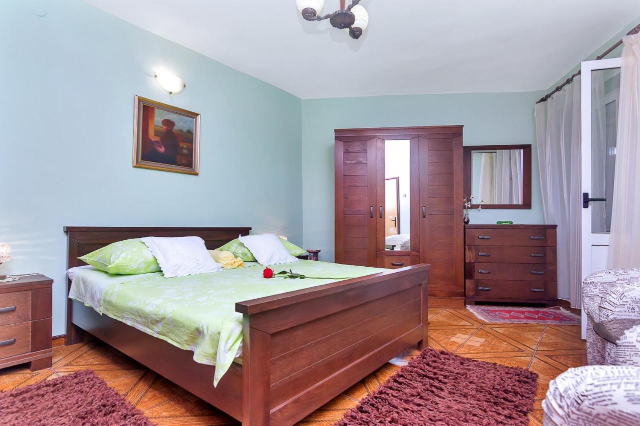 Villa Lory Makarska Bagian luar foto